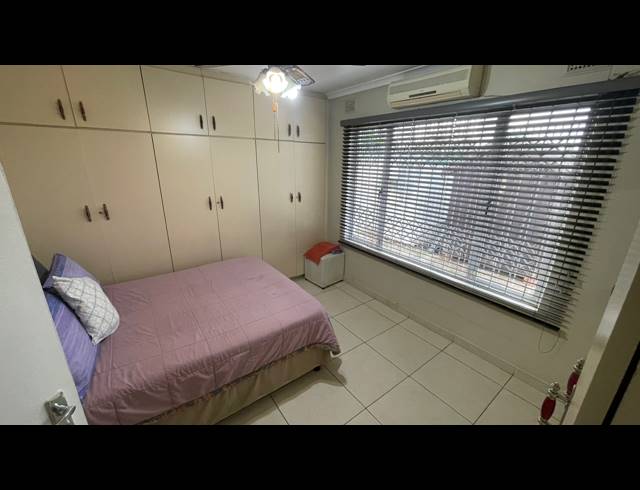 3 BEDROOM HOUSE FOR SALE IN NEWLANDS EAST